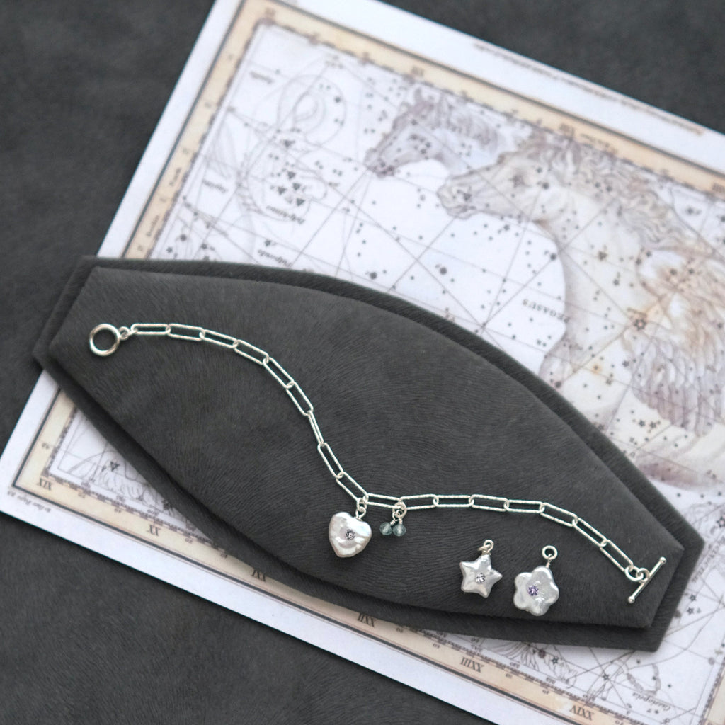 brass leaf two teir pearl necklace – leap Jewellery