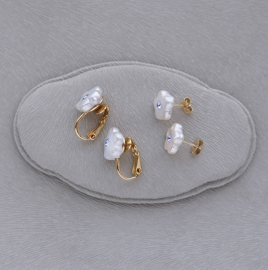 淡水パールのお花の一粒ピアス/イヤリング