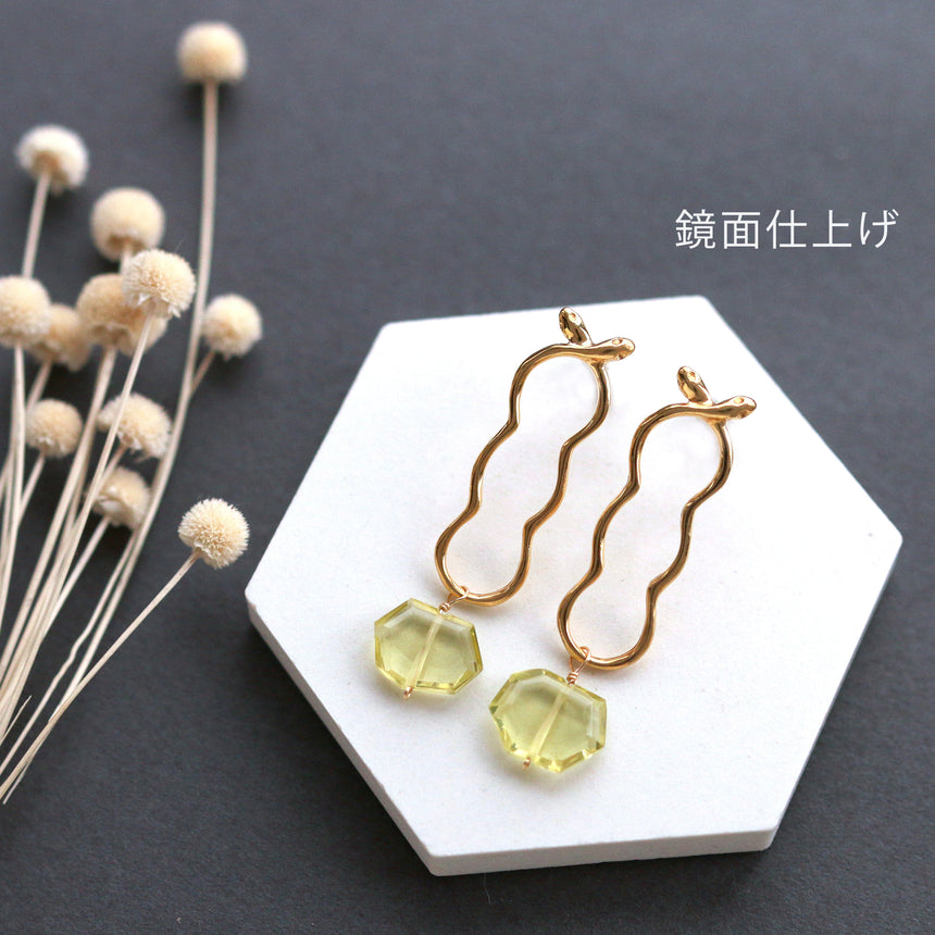 ヘビ雲とレモンクォーツのピアス/イヤリング