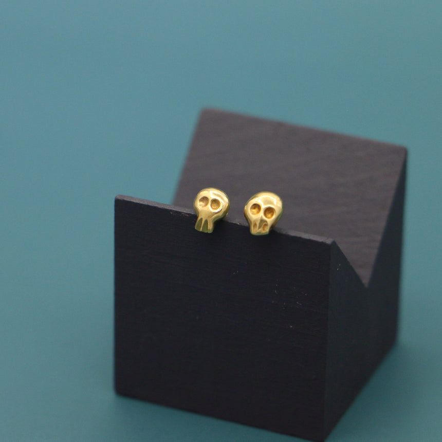 おとぼけスカルのピアス/イヤリング