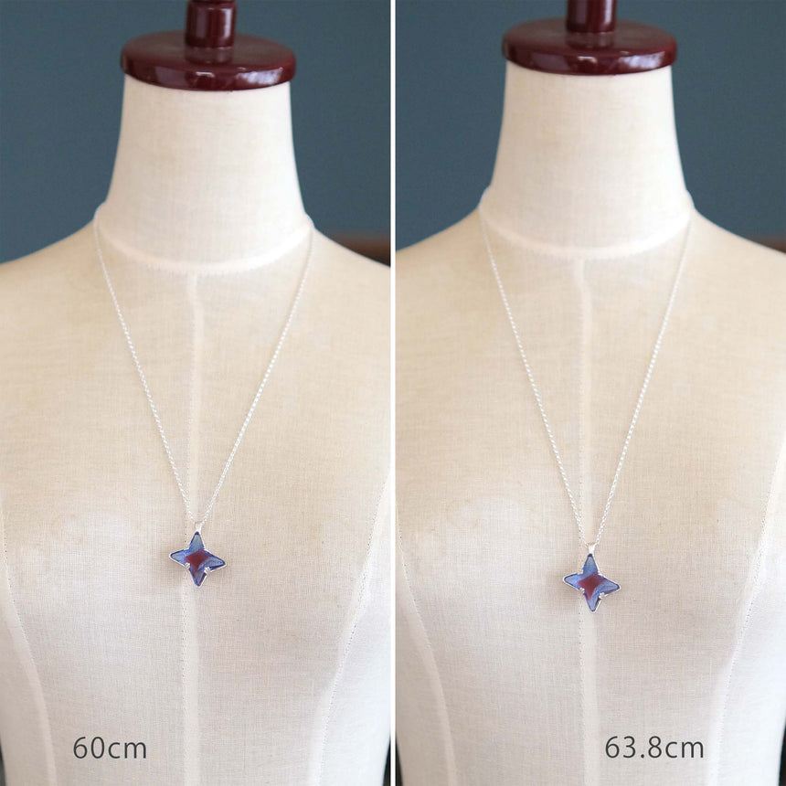 一番星が輝くヴィンテージストーンのロングネックレス