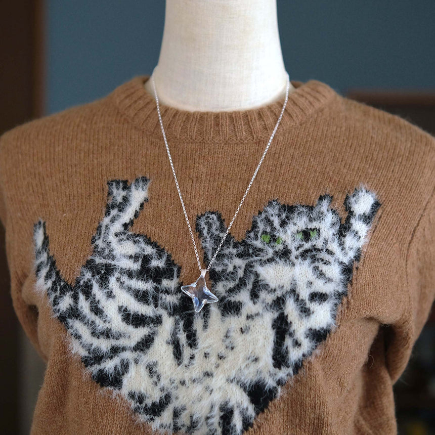 一番星が輝くヴィンテージストーンのロングネックレス